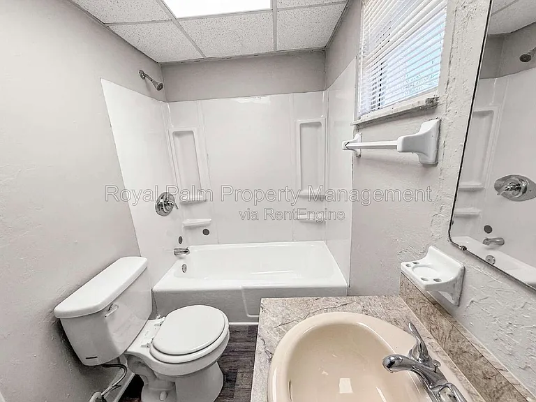 3744 Estelle Ave — Photo 25