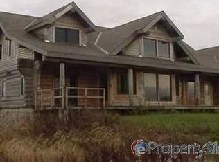 N3901 Pankow Rd, Poynette, WI 53955