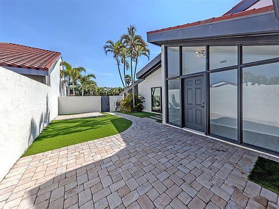 5th image of 764 Sarabay Rd #8