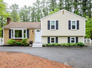 48 Brook St, Plympton, MA 02367