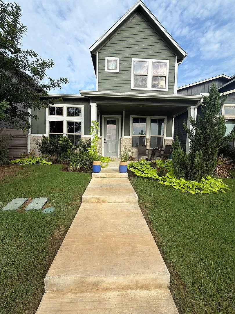 Charming 3BR House in Austin — Photo 1