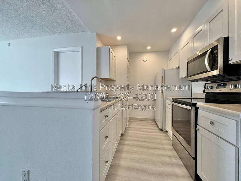 150 Santa Clara Dr #5 — Photo 14