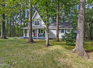 3094 Renegade Mountain Pkwy, Crab Orchard, TN 37723
