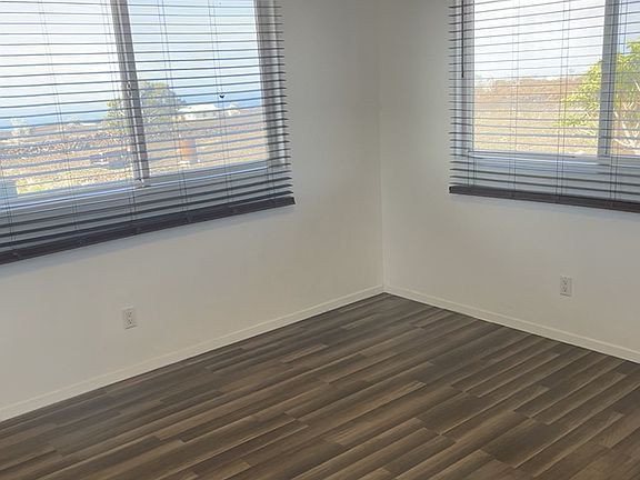 4th image of 92-1055 Kamaaina Blvd