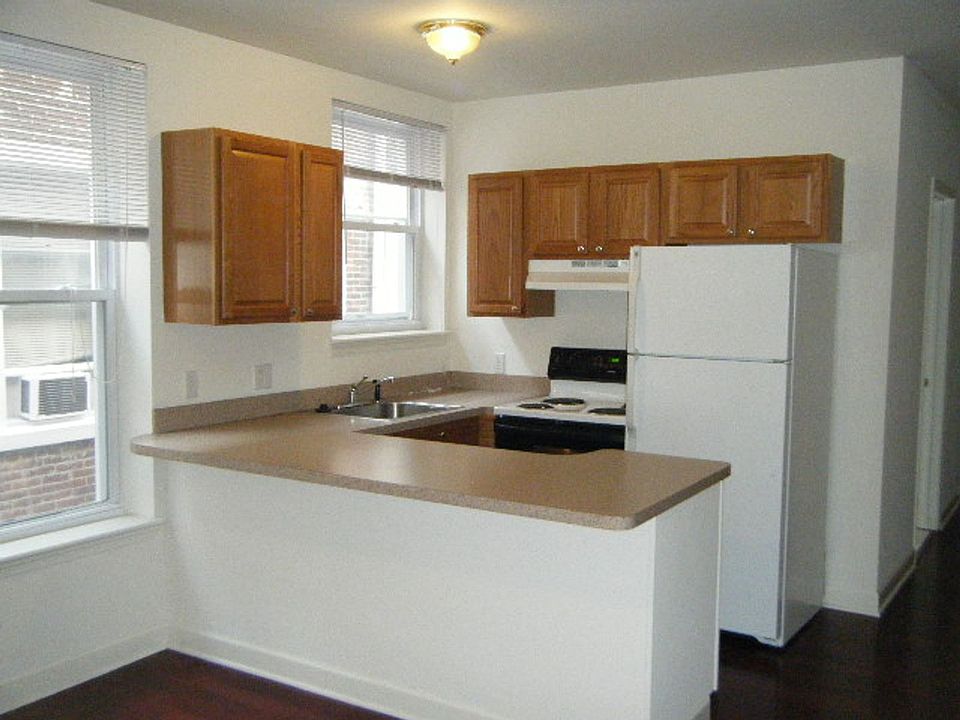 1st image of 1734 Mount Vernon St #0f4b59c0f