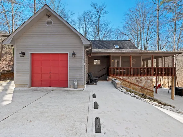 1123 Cove Pointe Rd, La Follette, TN 37766