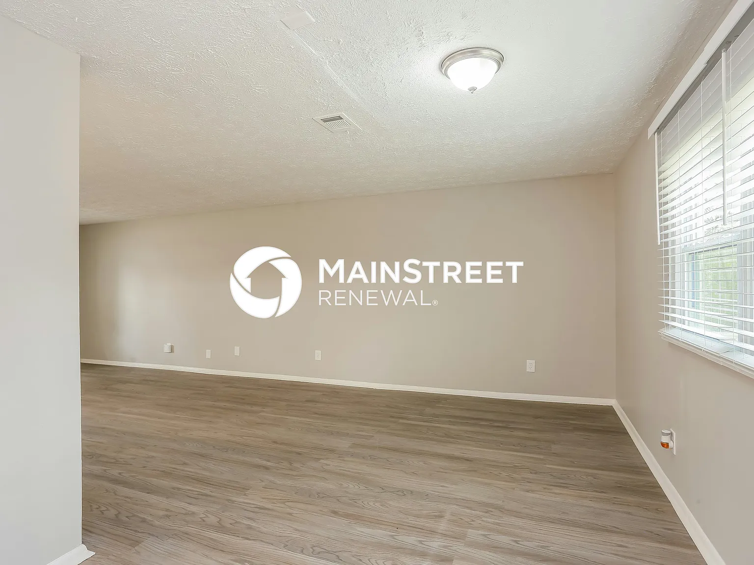 2153 Scarbrough Rd — Photo 4