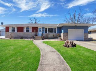 1636 Homan Dr, Schererville, IN 46375