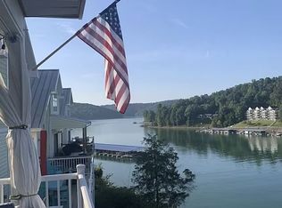 185 W Deer Village Ln #A, La Follette, TN 37766