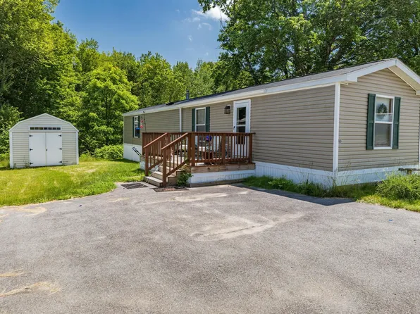 80 Crystal Springs Way, Somersworth, NH 03878