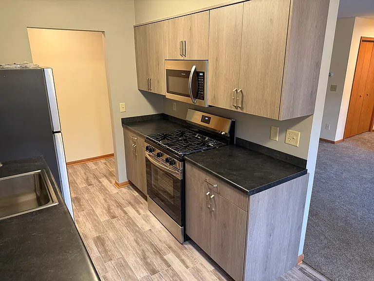 Aquila — Photo 2