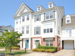 8214 Frog Hollow Ct, Manassas, VA 20111