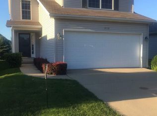 3410 Prescher Point, Bloomington, IL 61704