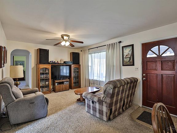 3rd image of 5131 Southview Dr