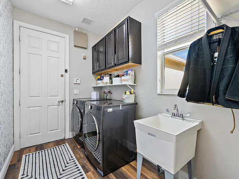 10352 SW Westlawn Blvd — Photo 20