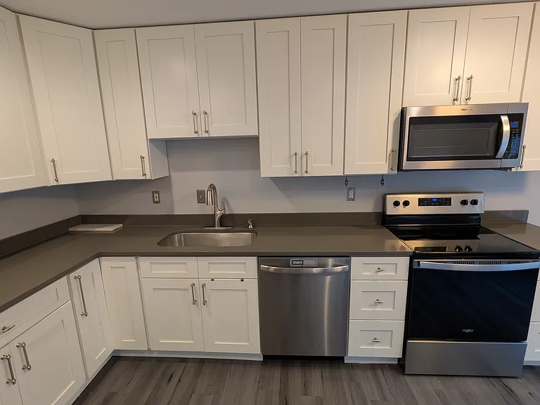 5612 Sutherland Ct — Photo 17