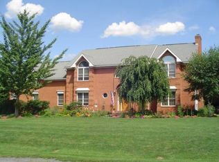 56 Edward Cir, Lewisburg, PA 17837