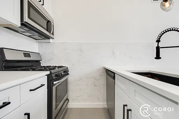 Rented by Coroi Corp | media 15
