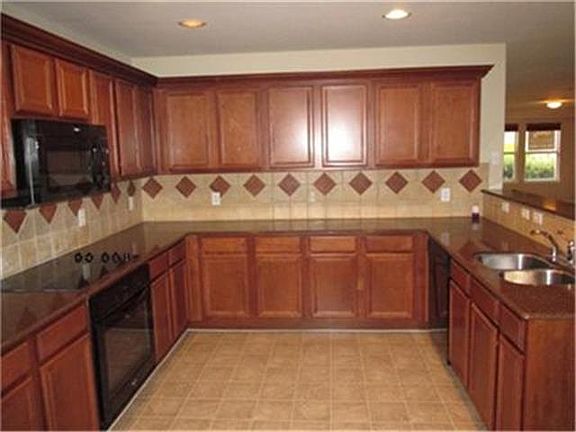 4th image of 5444 Cameron Dr