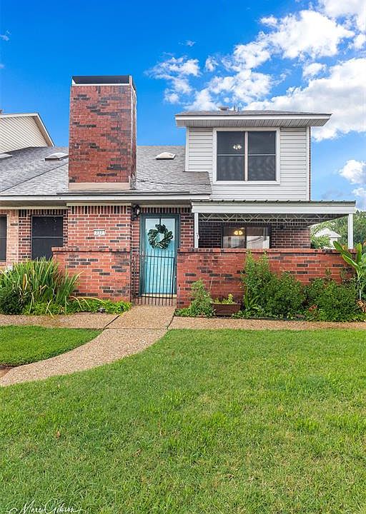 1st image of 3634 Greenacres Dr #227