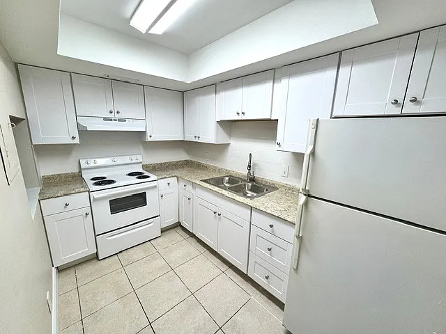 3601 30th Ave N #12 — Photo 5