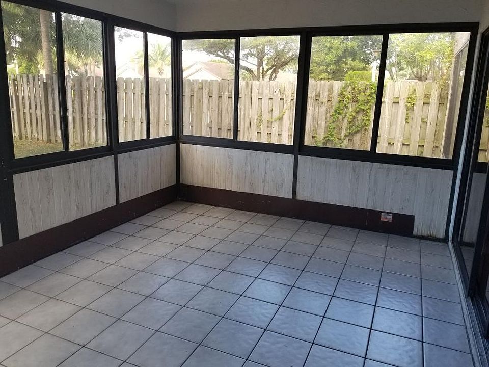1st image of 3350 NW 22nd St