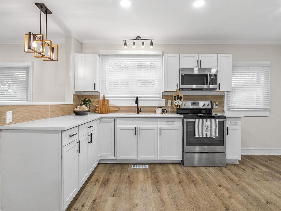 1st image of 303 Highland Ave