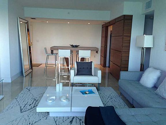 4th image of 800 Claughton Island Dr APT 1602