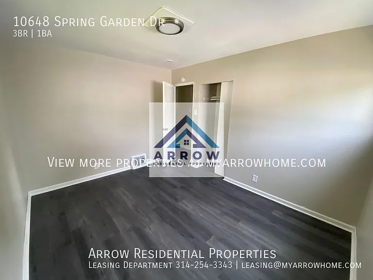 10648 Spring Garden Dr — Photo 15