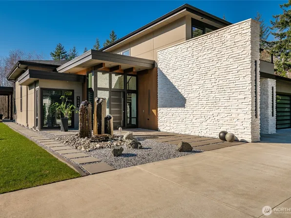 5684 Lux Lane, Blaine, WA 98230