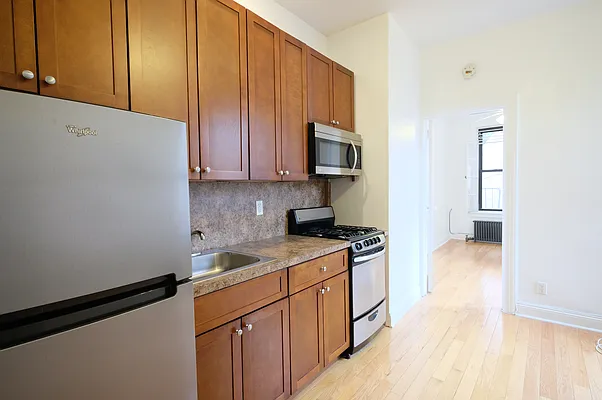 Rented by Sotheby's International Realty | media 8