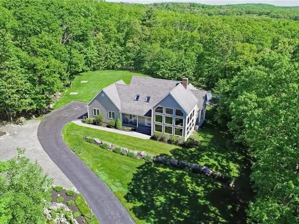 (undisclosed Address), Cumberland, RI 02864