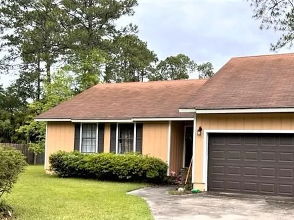 51 Buntin St, Woodbine, GA 31569