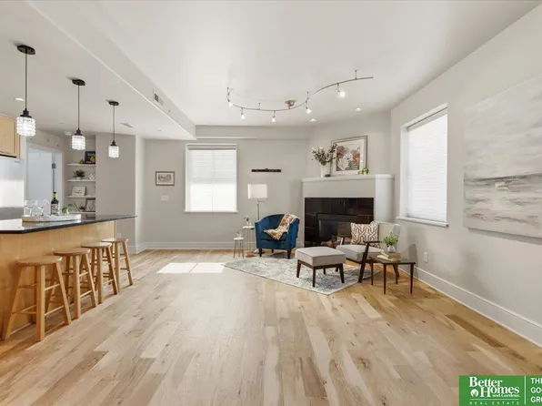 1403 Farnam St APT 512, Omaha, NE 68102