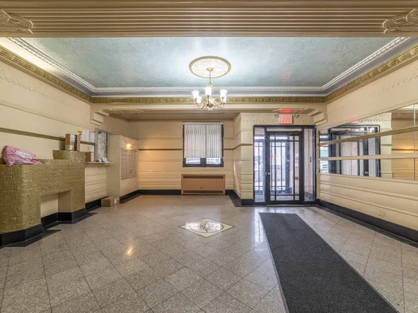 7714 Bay Parkway image 9 of 13