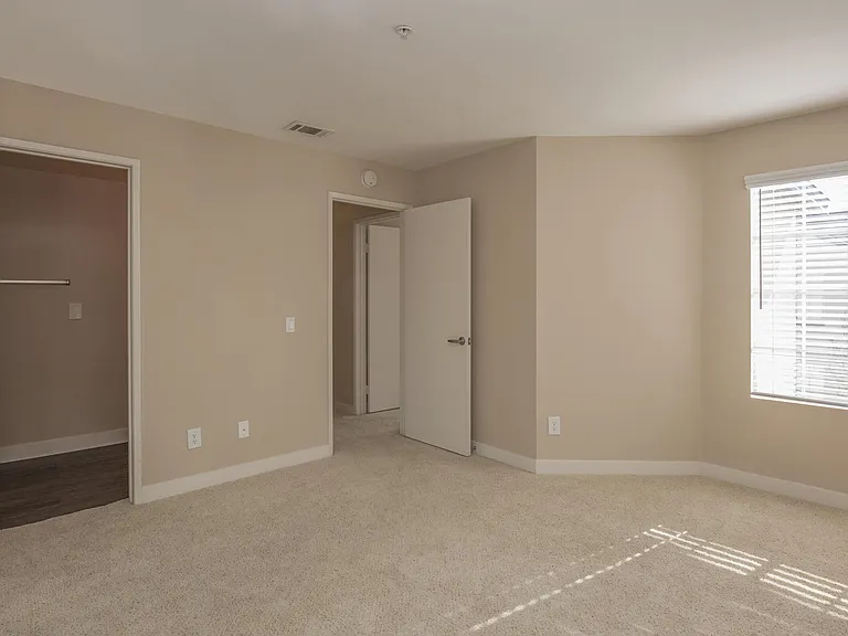 River Ridge Apartment Homes — Photo 35