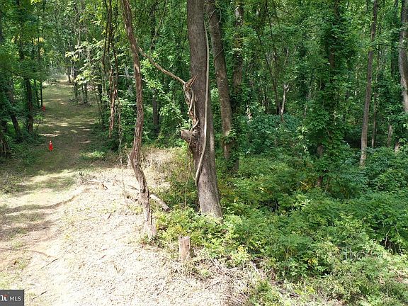 3rd image of 3 Beahm Town Rd