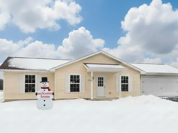 2639 Plover Dr, Traverse City, MI 49685