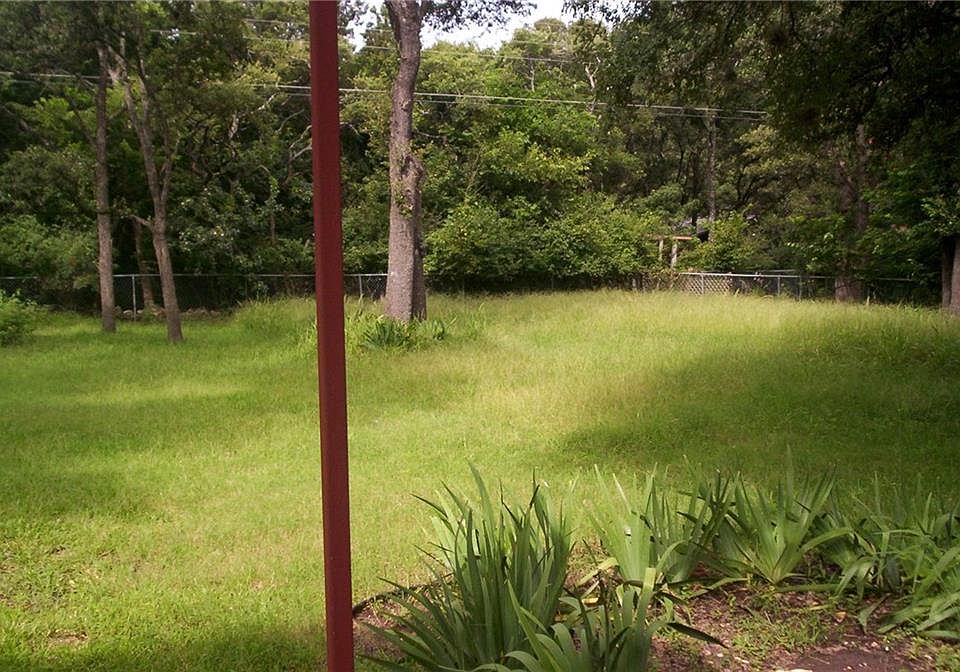 2nd image of 5807 Sierra Madre