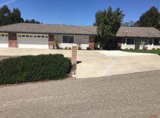1721 Oak Brook Ln, Santa Maria, CA 93455