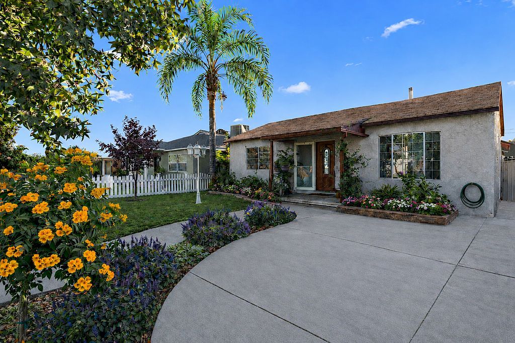 6313 Willowcrest Ave - Property Image