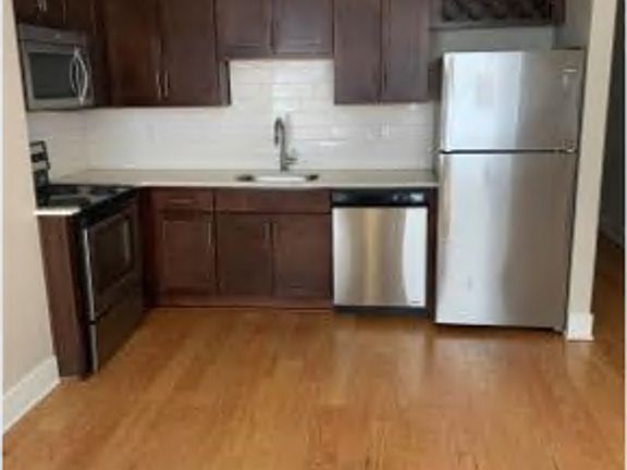 4th image of 412 E 13th St APT 5