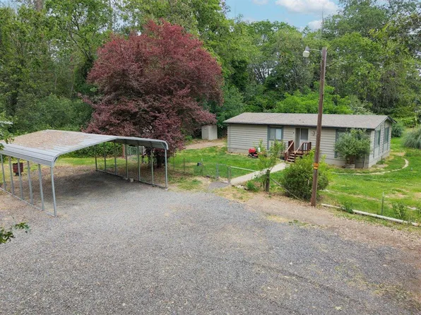 2812 Hartley Ln, Grants Pass, OR 97527