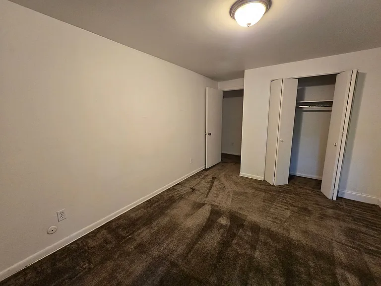 Olympia Park Apartments 1 and 2 Bedroom Units Available THIS SUMMER! — Photo 43