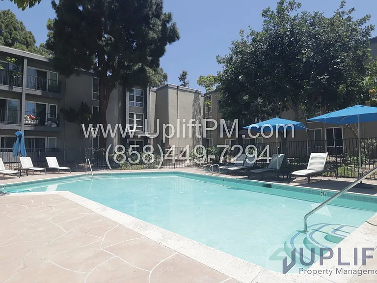 4860 Rolando Ct #61 — Photo 26