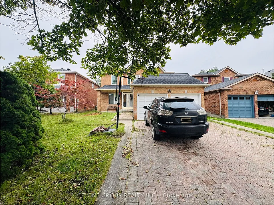 39 Loweswater Ave