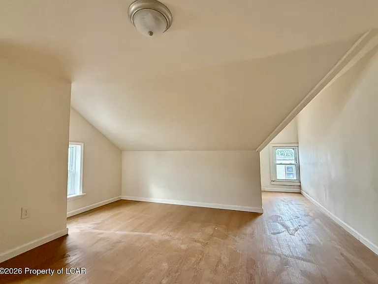 538 Carson St #2 — Photo 11