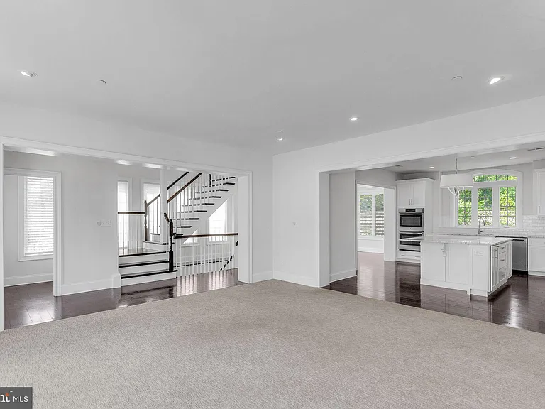 17 Grey Ct — Photo 11