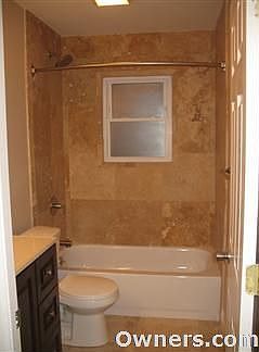 2nd image of 1111 Urana Ave