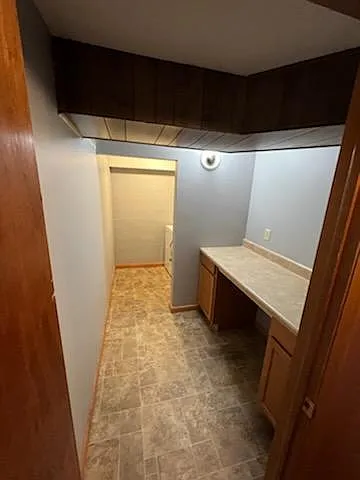 1725 S Forest Dr — Photo 8